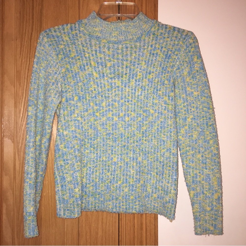 European sweater in blue and yellow for a slim adult or junior girl XS